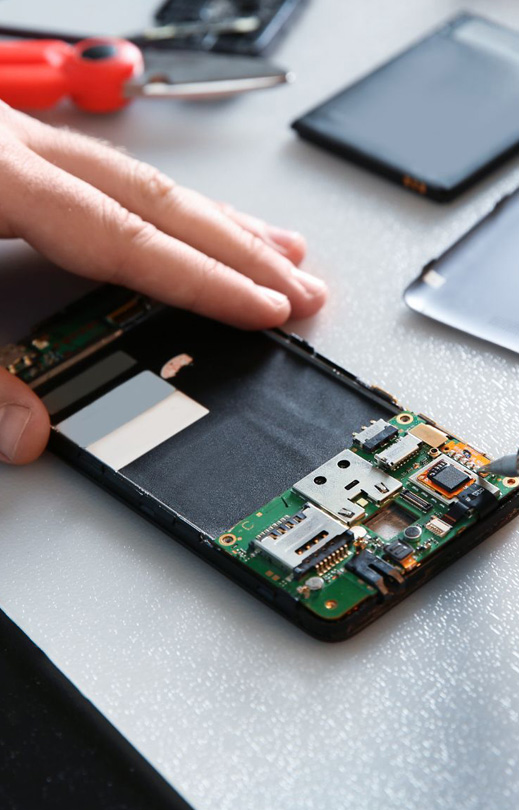 Cuidamos do Reparo de Celular Smart Cell Lab